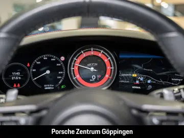 PORSCHE 992 911 Carrera 4 GTS