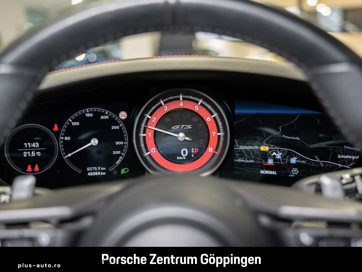 PORSCHE 992 911 Carrera 4 GTS