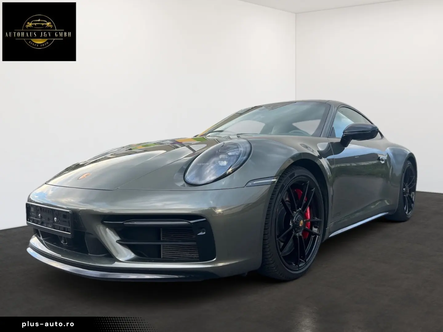 PORSCHE 992 911 Carrera4 GTS