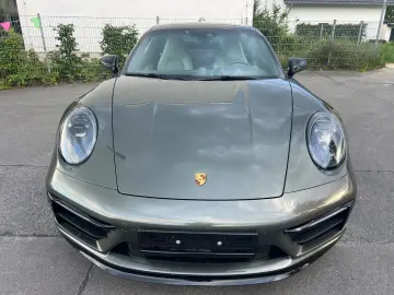 PORSCHE 992 911 Carrera4 GTS
