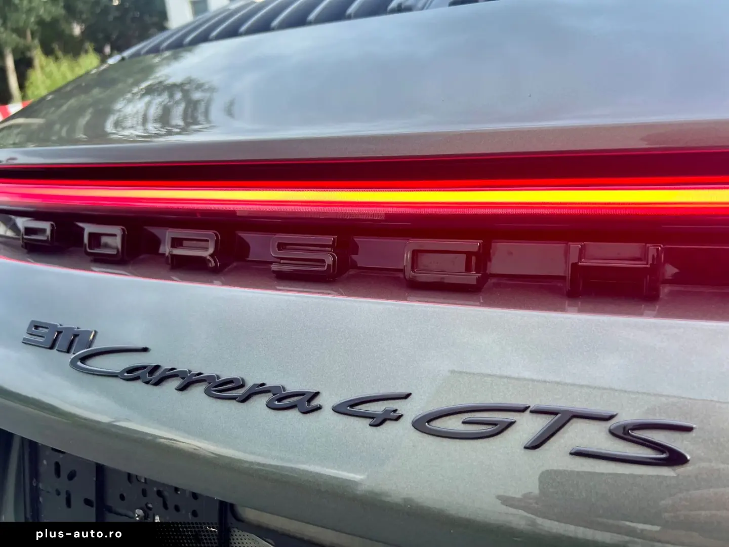 PORSCHE 992 911 Carrera4 GTS