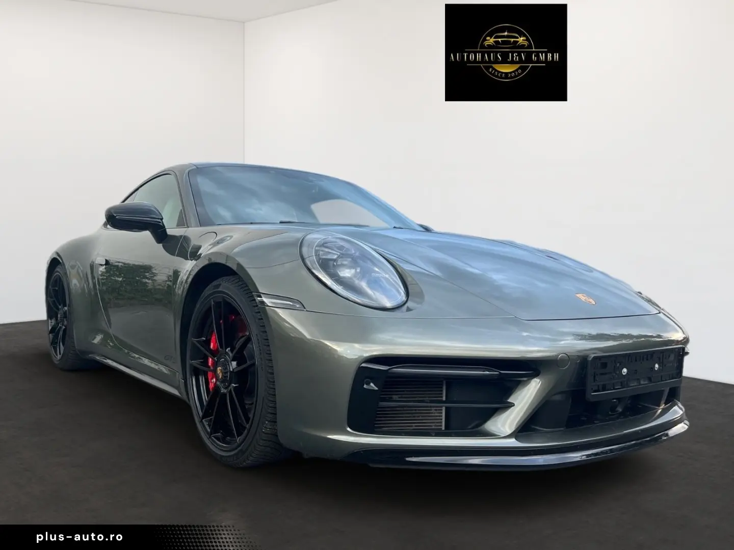 PORSCHE 992 911 Carrera4 GTS