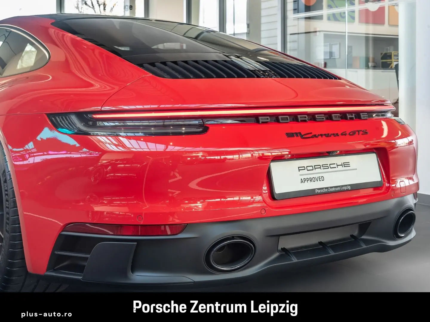 PORSCHE 992 911 Carrera 4 GTS Matrix Inno Carbon Lift