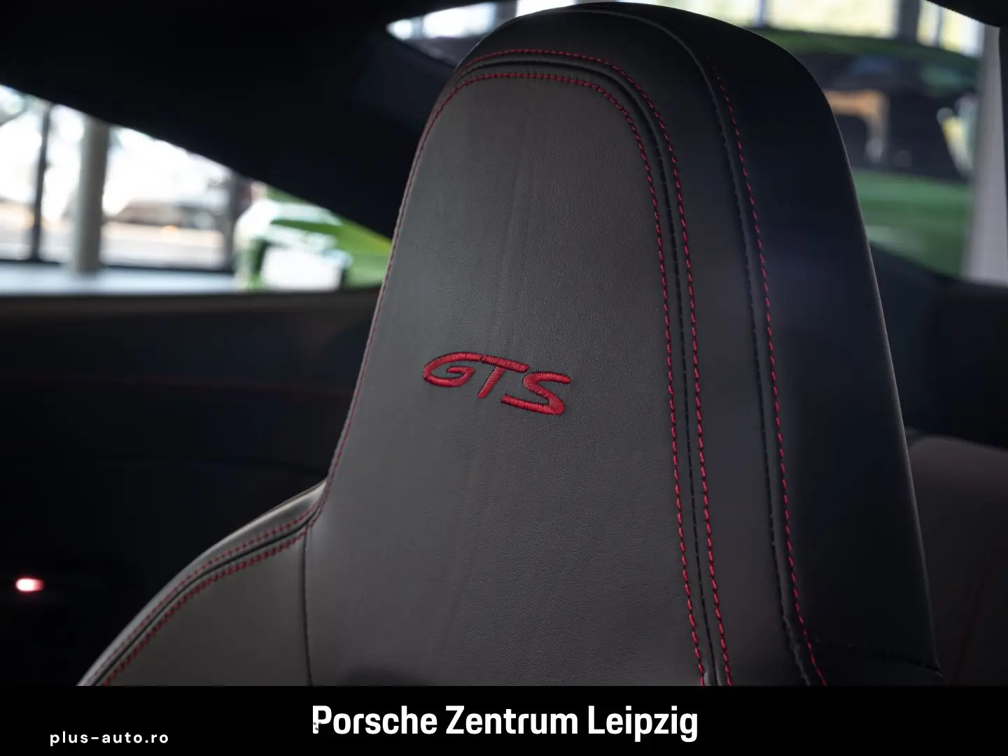 PORSCHE 992 911 Carrera 4 GTS Matrix Inno Carbon Lift