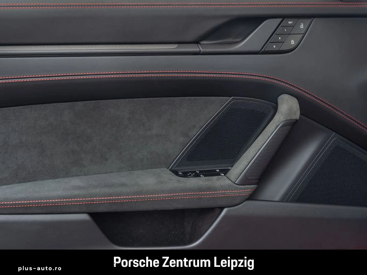 PORSCHE 992 911 Carrera 4 GTS Matrix Inno Carbon Lift