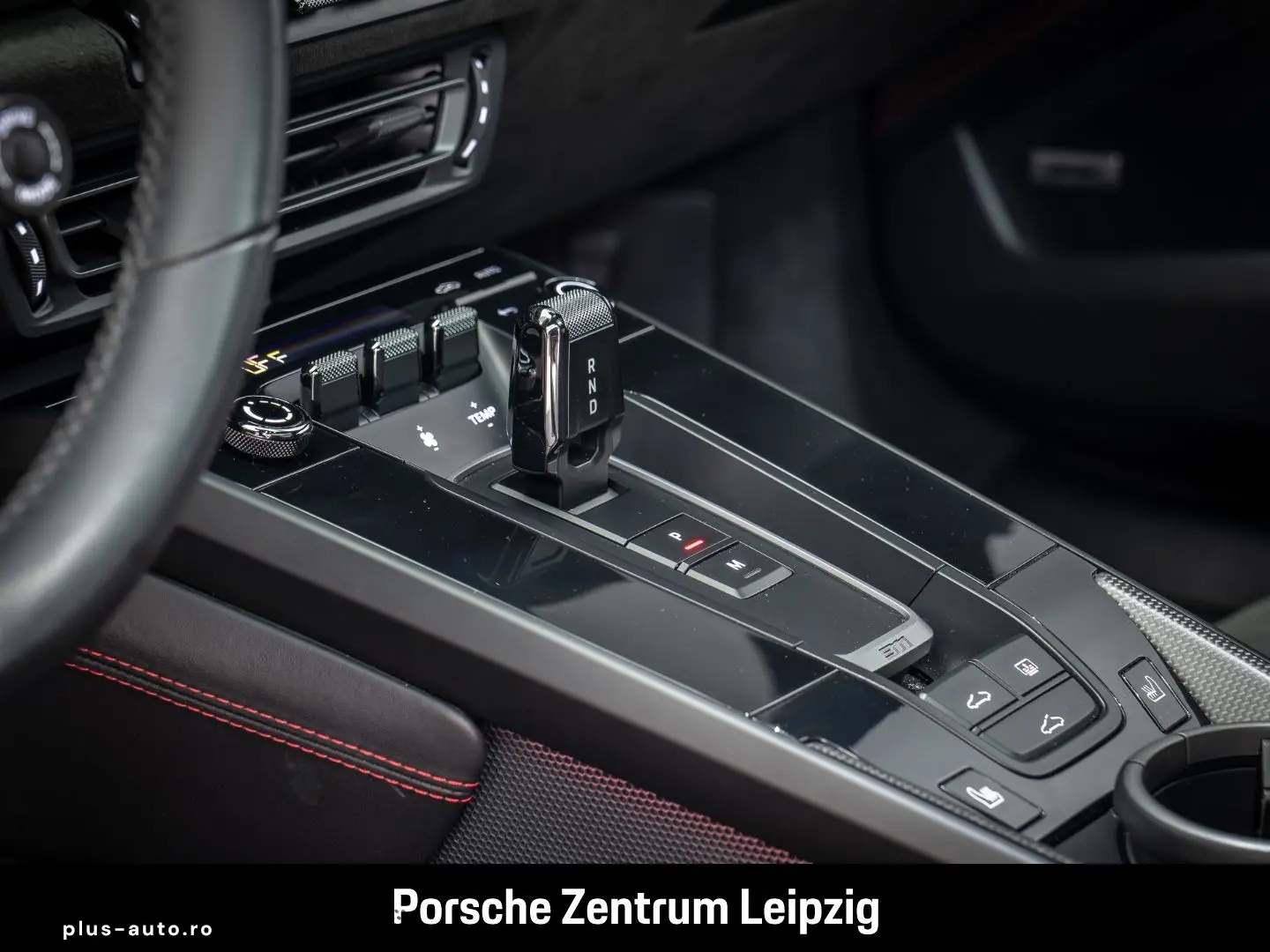 PORSCHE 992 911 Carrera 4 GTS Matrix Inno Carbon Lift