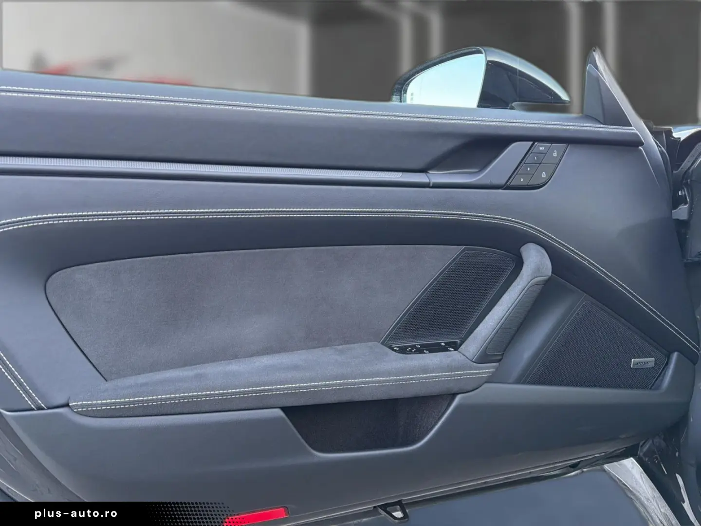 PORSCHE 992 Carrera 4 GTS MATRIX