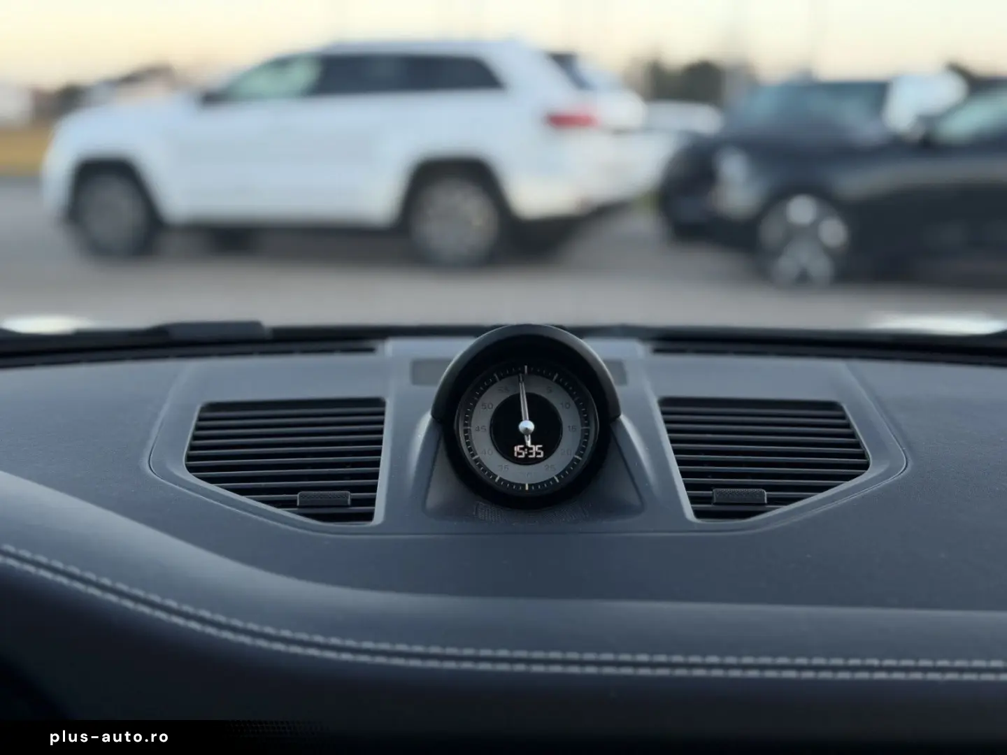 PORSCHE 992 Carrera 4 GTS MATRIX