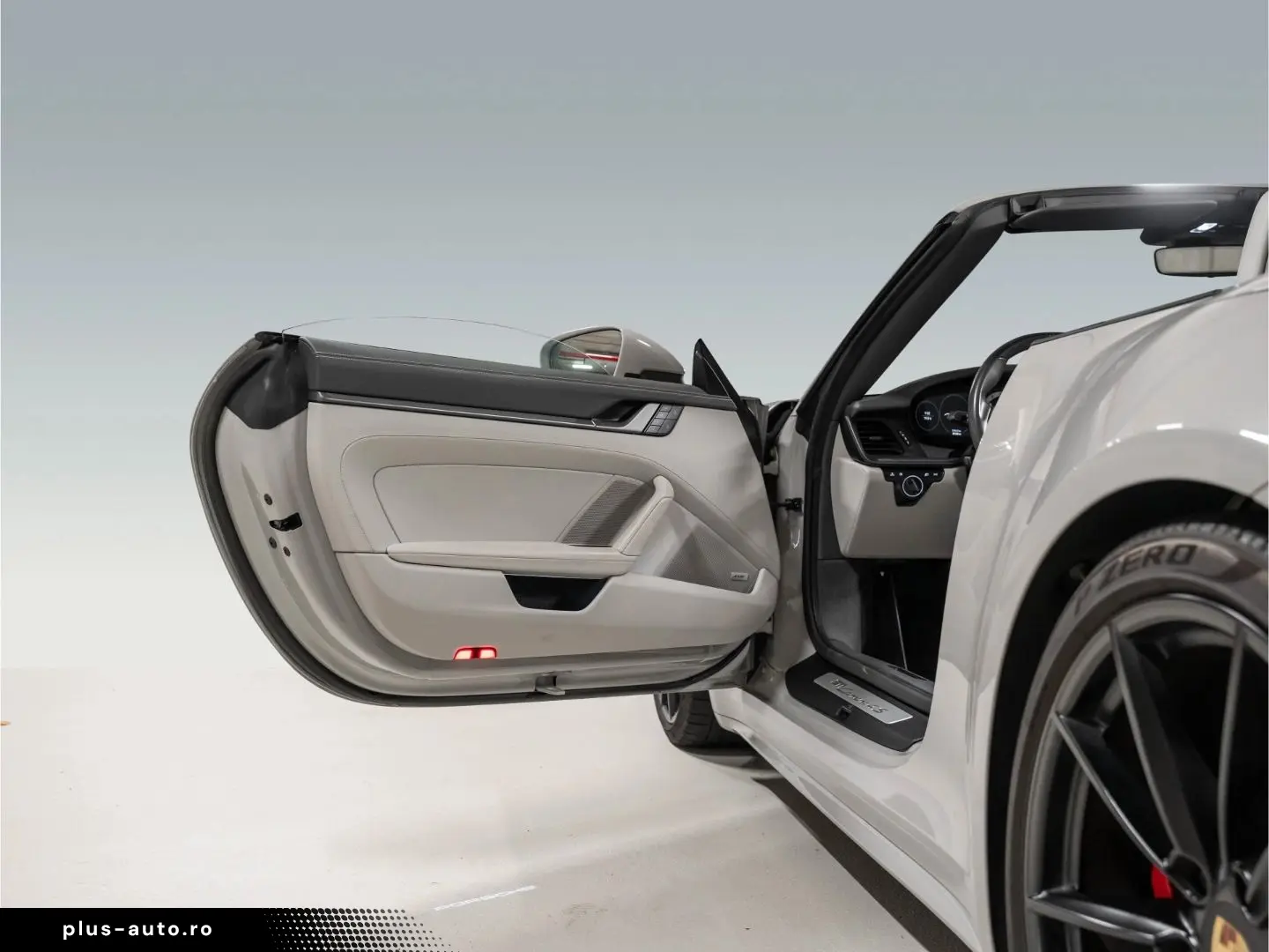 PORSCHE 992 Carrera 4S Cabriolet Sport Chrono Lift-VA