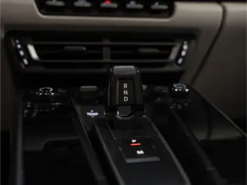 PORSCHE 992 Carrera 4S Cabriolet Sport Chrono Lift-VA