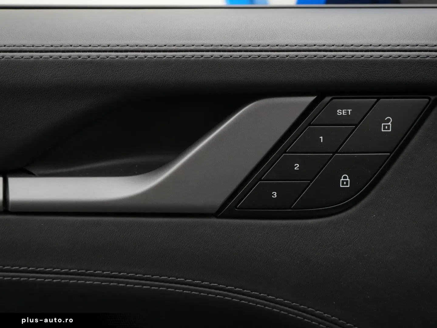 PORSCHE 992 Carrera 4S Cabrio