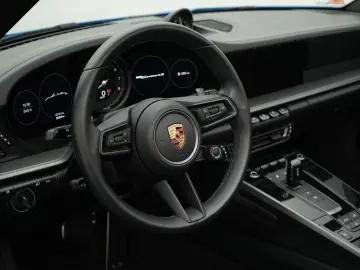 PORSCHE 992 Carrera 4S Cabrio