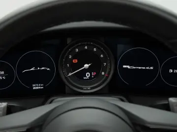 PORSCHE 992 Carrera 4S Cabrio