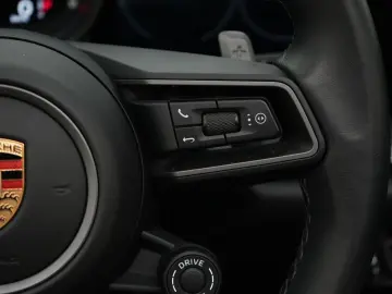 PORSCHE 992 Carrera 4S Cabrio