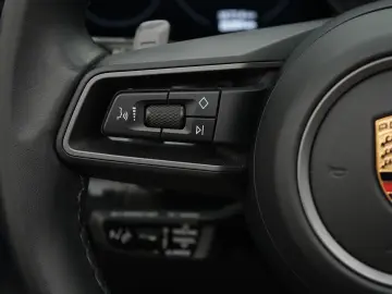 PORSCHE 992 Carrera 4S Cabrio