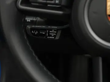 PORSCHE 992 Carrera 4S Cabrio