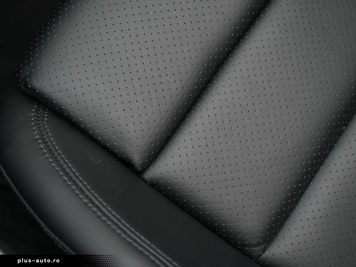 PORSCHE 992 Carrera 4S Cabrio