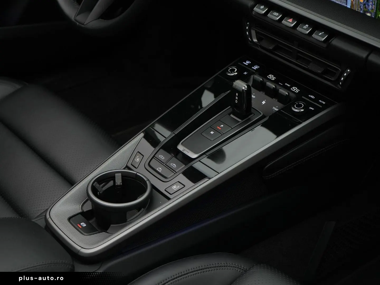 PORSCHE 992 Carrera 4S Cabrio