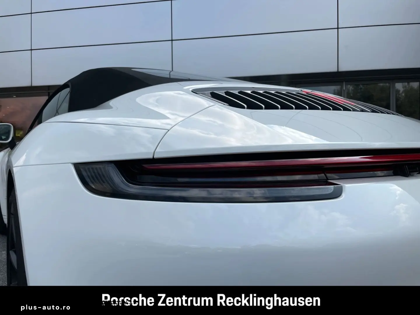 PORSCHE 992 911 Carrera 4S Cabriolet