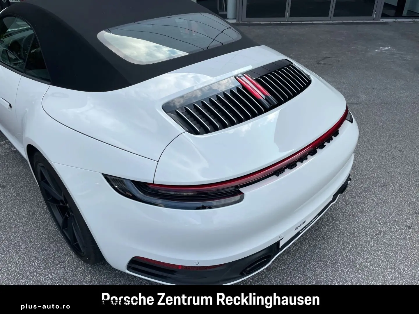 PORSCHE 992 911 Carrera 4S Cabriolet
