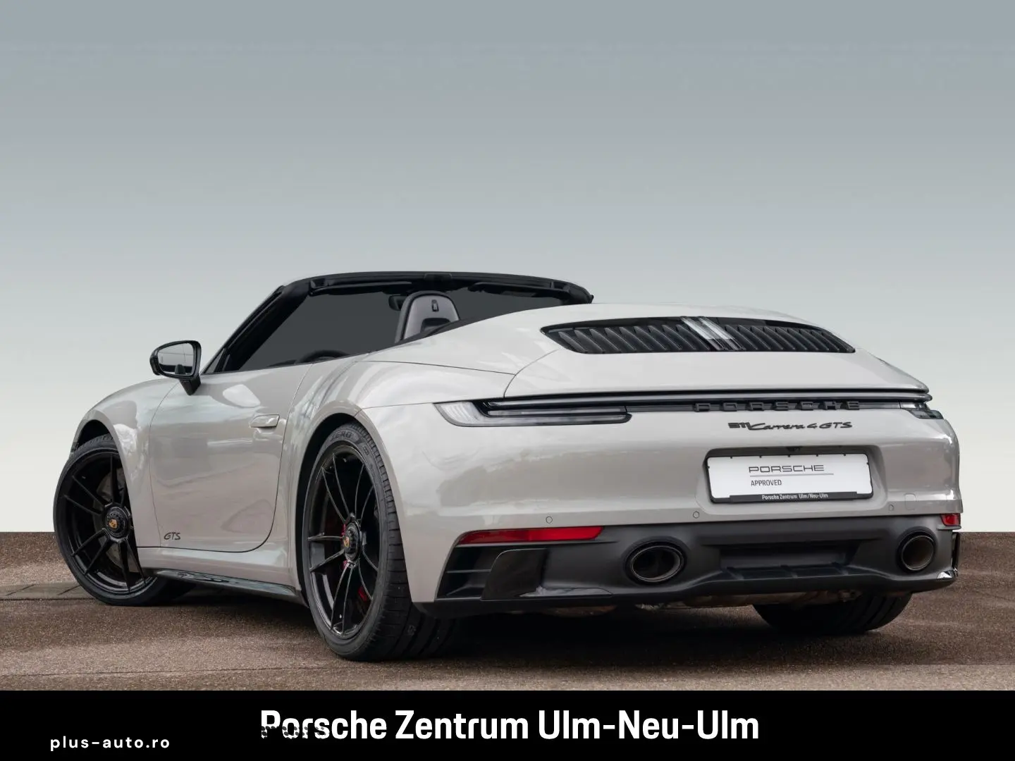 PORSCHE 992 911 Carrera 4 GTS Cabriolet