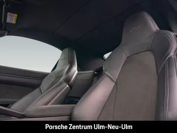 PORSCHE 992 911 Carrera 4 GTS Cabriolet