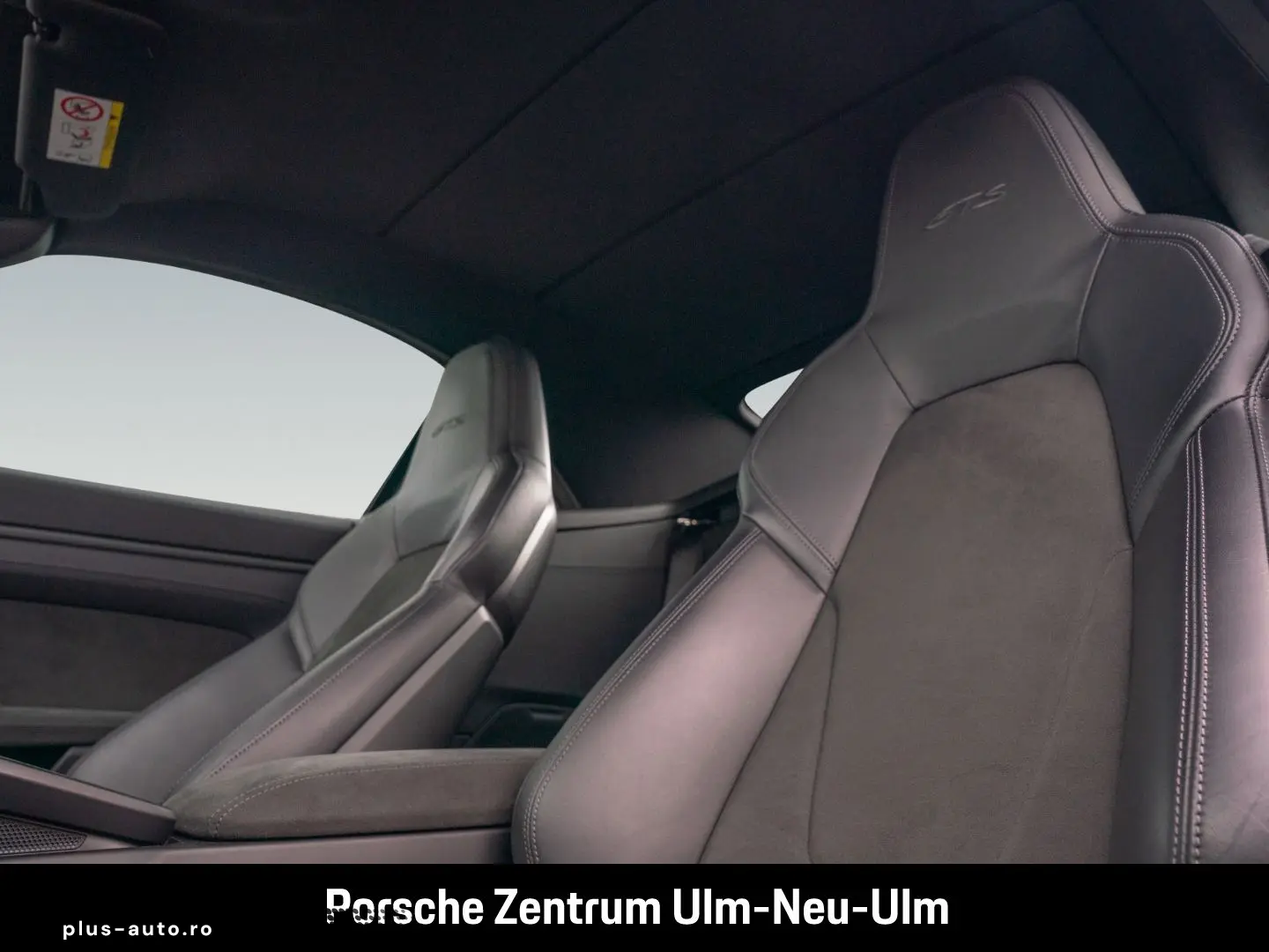 PORSCHE 992 911 Carrera 4 GTS Cabriolet