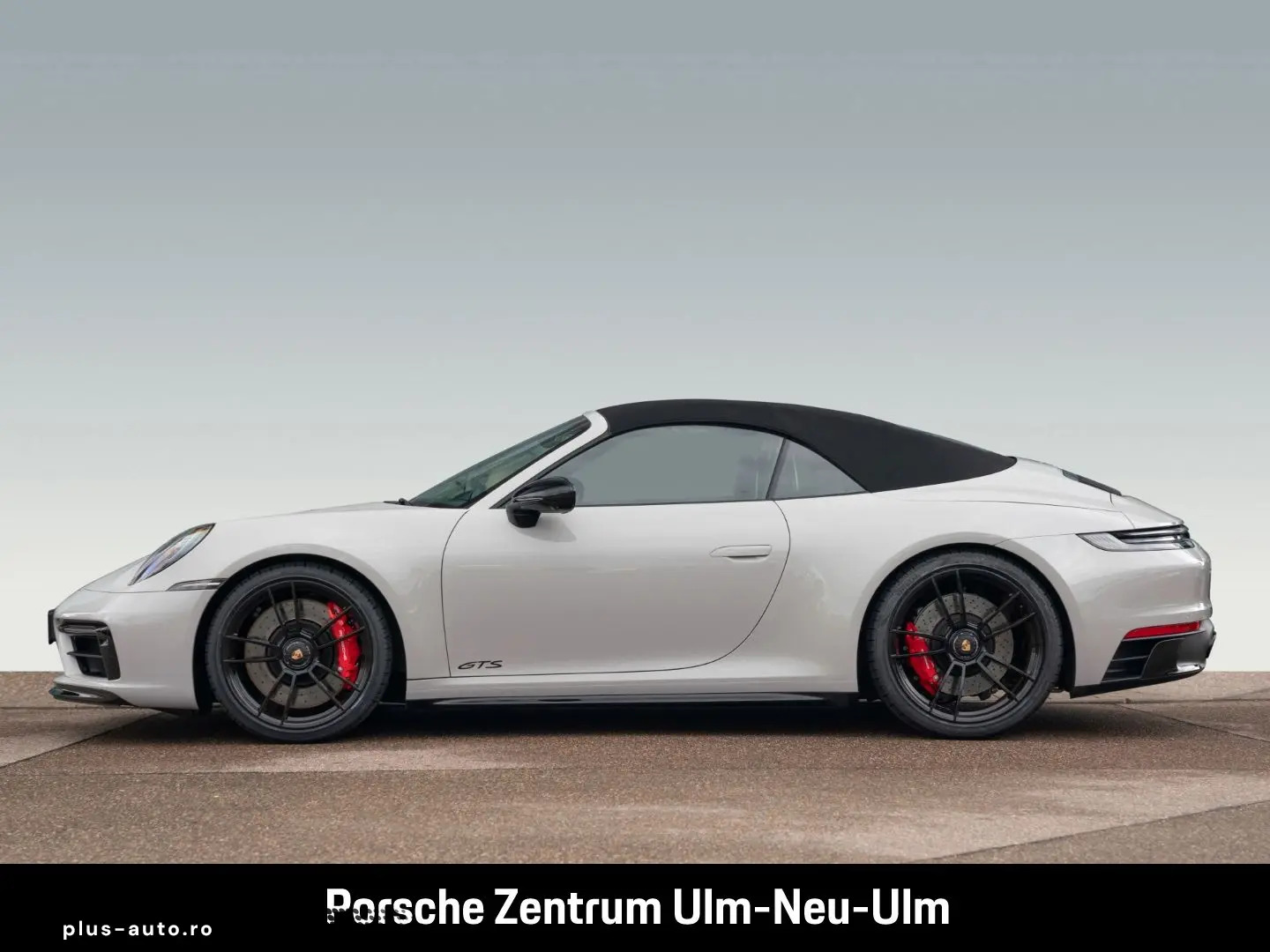 PORSCHE 992 911 Carrera 4 GTS Cabriolet