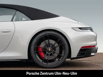 PORSCHE 992 911 Carrera 4 GTS Cabriolet