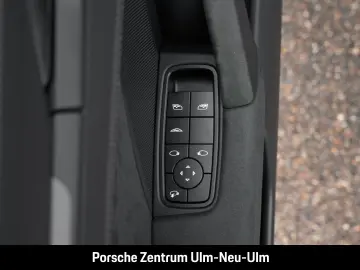 PORSCHE 992 911 Carrera 4 GTS Cabriolet