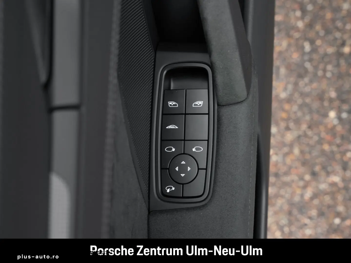 PORSCHE 992 911 Carrera 4 GTS Cabriolet