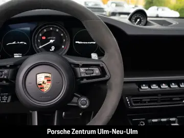 PORSCHE 992 911 Carrera 4 GTS Cabriolet