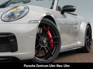 PORSCHE 992 911 Carrera 4 GTS Cabriolet
