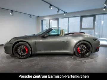 PORSCHE 992 911 Carrera 4 GTS Cabriolet