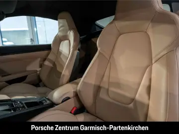 PORSCHE 992 911 Carrera 4 GTS Cabriolet