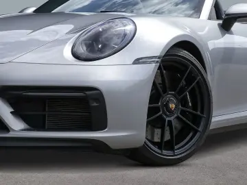 PORSCHE 992 911 Carrera 4 GTS Cabrio BOSE LED-Matrix