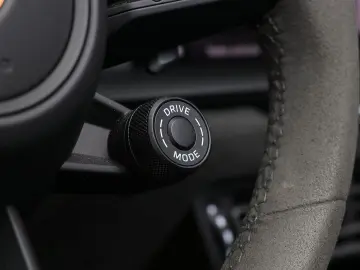 PORSCHE 992 911 Carrera 4 GTS Cabrio BOSE LED-Matrix