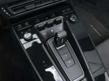 PORSCHE 992 911 Carrera 4 GTS Cabrio BOSE LED-Matrix