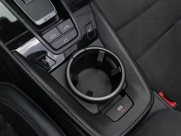 PORSCHE 992 911 Carrera 4 GTS Cabrio BOSE LED-Matrix