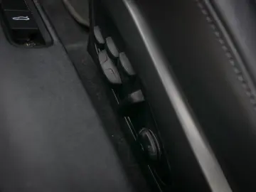 PORSCHE 992 911 Carrera 4 GTS Cabrio BOSE LED-Matrix