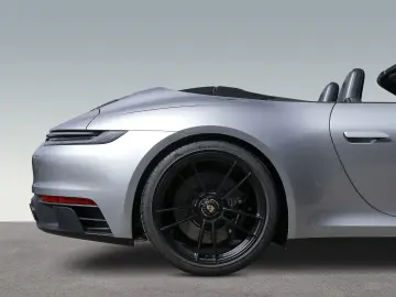 PORSCHE 992 911 Carrera 4 GTS Cabrio BOSE LED-Matrix