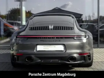 PORSCHE 992 (911) Carrera 4 GTS