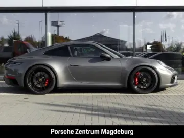 PORSCHE 992 (911) Carrera 4 GTS