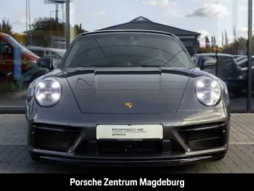 PORSCHE 992 (911) Carrera 4 GTS