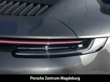 PORSCHE 992 (911) Carrera 4 GTS