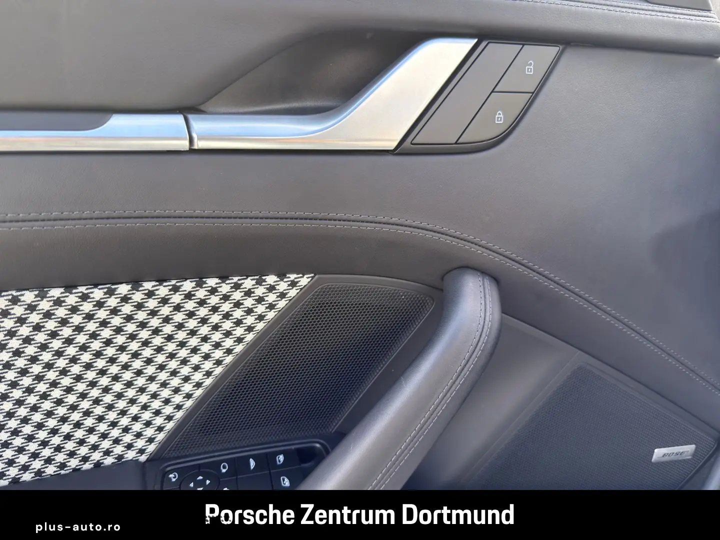 PORSCHE 992 911 Carrera 4S Cabriolet