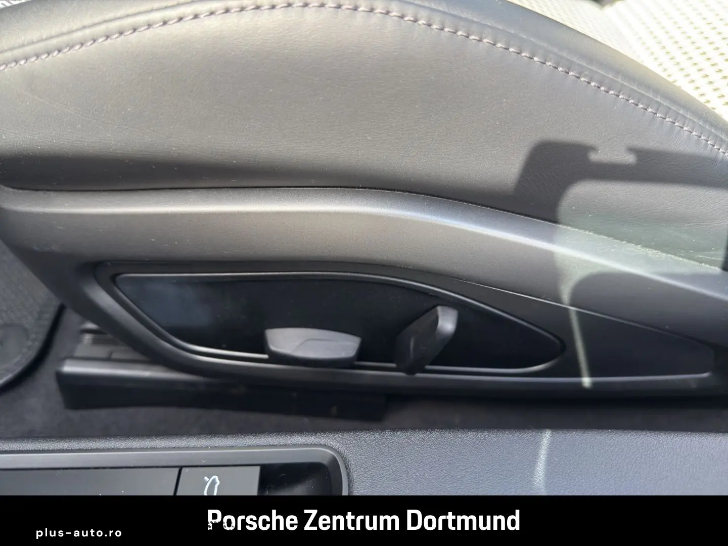 PORSCHE 992 911 Carrera 4S Cabriolet