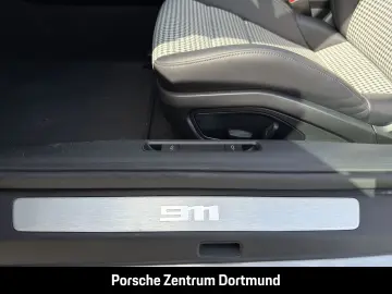 PORSCHE 992 911 Carrera 4S Cabriolet