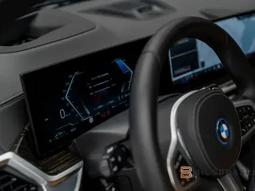 BMW X5 xDrive50e M Sport Inno B&W Pano HUD 360 TOW