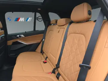 BMW X5 xDrive40i 22 Zoll AHK M Sportpaket Komfortsit